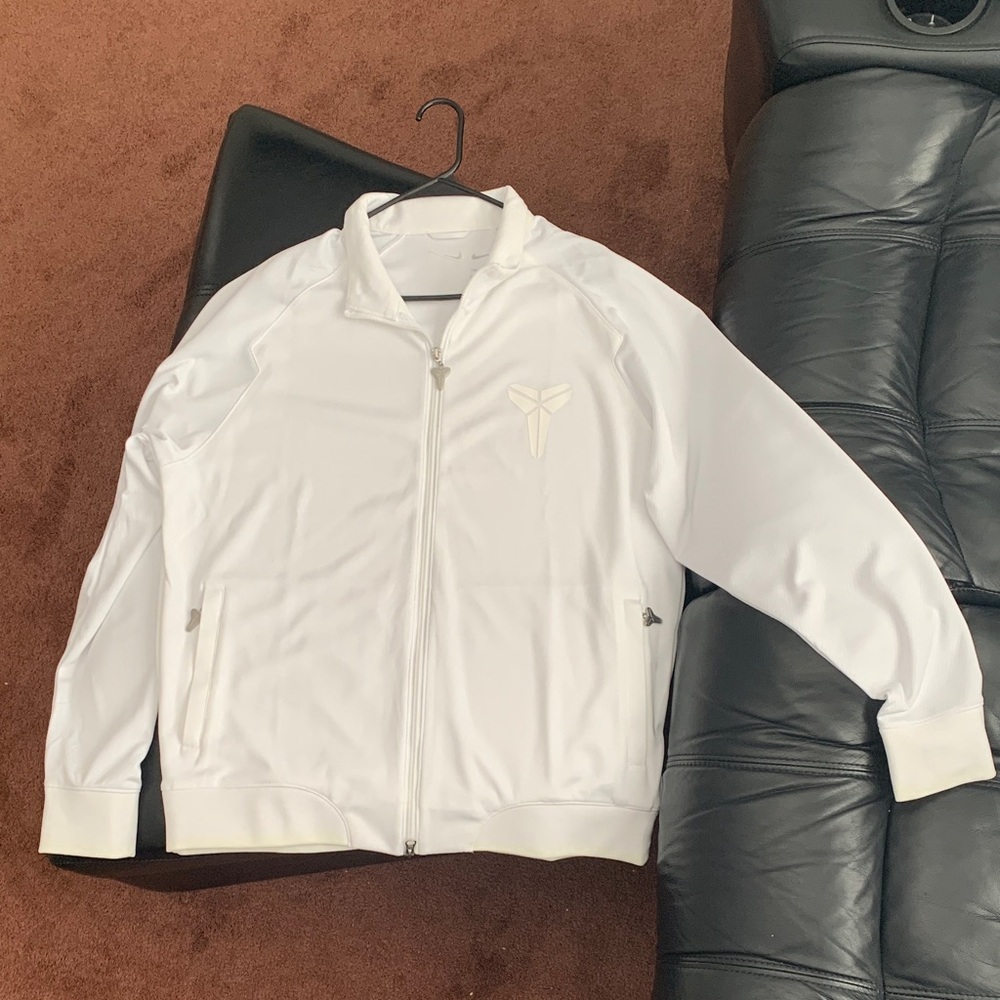 Nike Kobe White Zip-Up Jacket Dri-Fit. Men’s Large